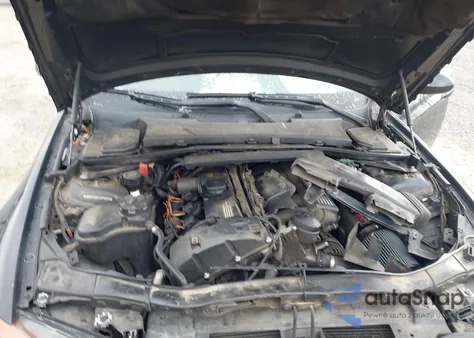 2007 BMW 328Xi z USA, uszkodzony, nr VIN WBAVC93517KZ70606